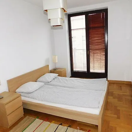 Apartment Kopernika 8 *